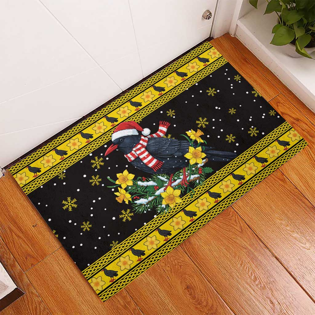 Flintshire Wales Christmas Rubber Doormat Welsh Red-billed Chough with Daffodil - Wonder Print Shop