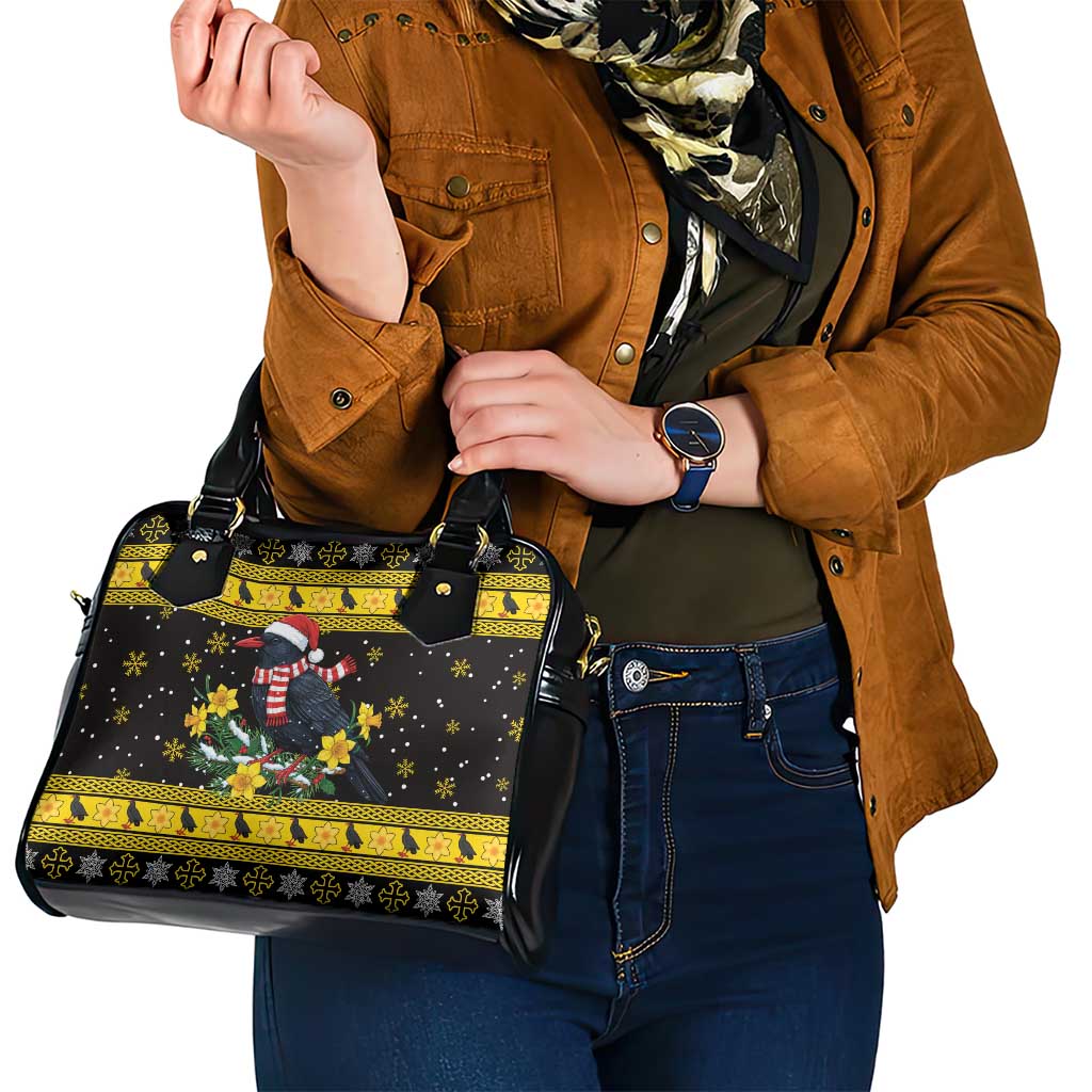 Flintshire Wales Christmas Shoulder Handbag Welsh Red-billed Chough with Daffodil - Wonder Print Shop