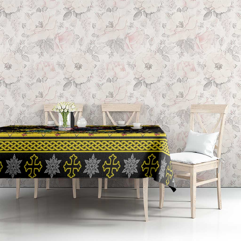 Flintshire Wales Christmas Tablecloth Welsh Red-billed Chough with Daffodil - Wonder Print Shop
