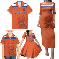 Custom World Football 2026 Netherlands Family Matching Puletasi and Hawaiian Shirt Holland Oranje Dutch Lion - Wonder Print Shop