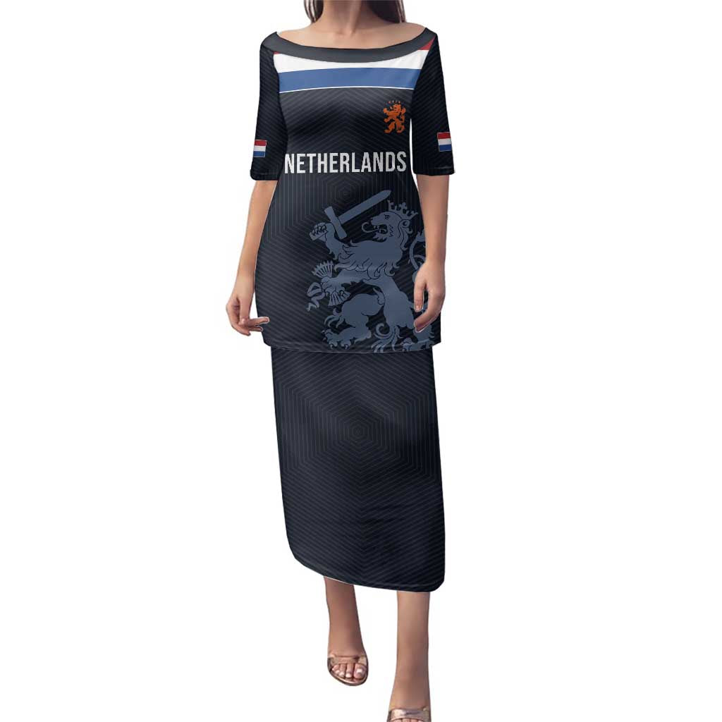 Custom World Football 2026 Netherlands Family Matching Puletasi and Hawaiian Shirt Holland Navy Dutch Lion - Wonder Print Shop