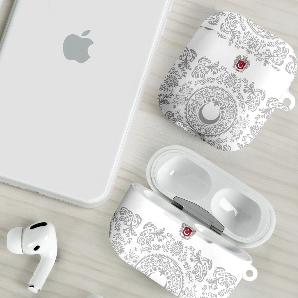 World Football 2026 Turkey AirPods Case Crescent Stars Ottoman Baroque White Version