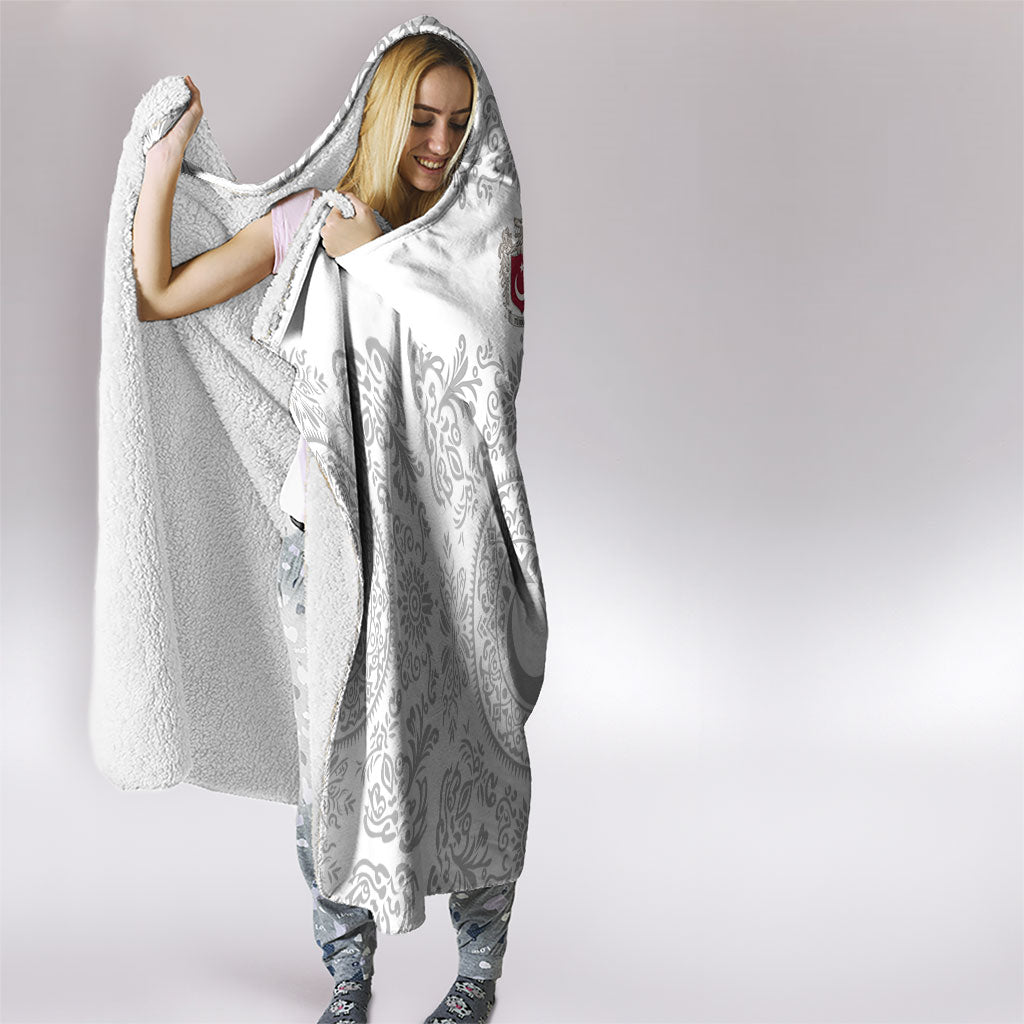 World Football 2026 Turkey Hooded Blanket Crescent Stars Ottoman Baroque White Version