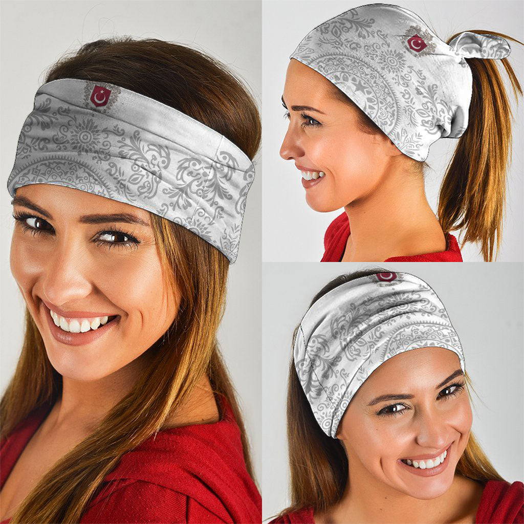 World Football 2026 Turkey Neck Gaiter Crescent Stars Ottoman Baroque White Version