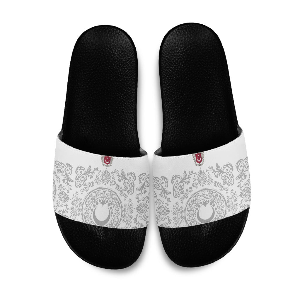 World Football 2026 Turkey Slide Sandals Crescent Stars Ottoman Baroque White Version