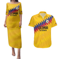 Custom World Football 2026 Colombia Couples Matching Puletasi and Hawaiian Shirt Vamos Los Cafeteros - Wonder Print Shop
