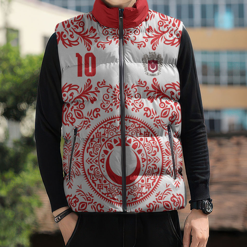 Custom World Football 2026 Turkey Sleeveless Puffer Jacket Crescent Stars Ottoman Baroque Red Version