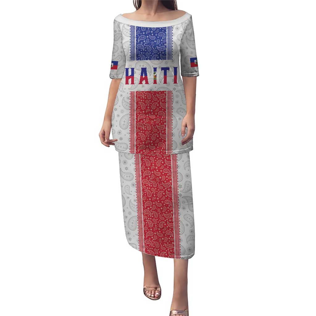 Custom Haiti Football Puletasi Paisley Flag Pattern Design - Wonder Print Shop