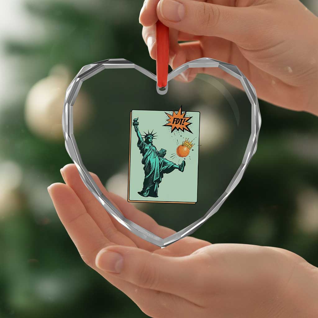 No Kings Heart Crystal Glass Ornament Statue of Liberty Political Protest - Wonder Print Shop