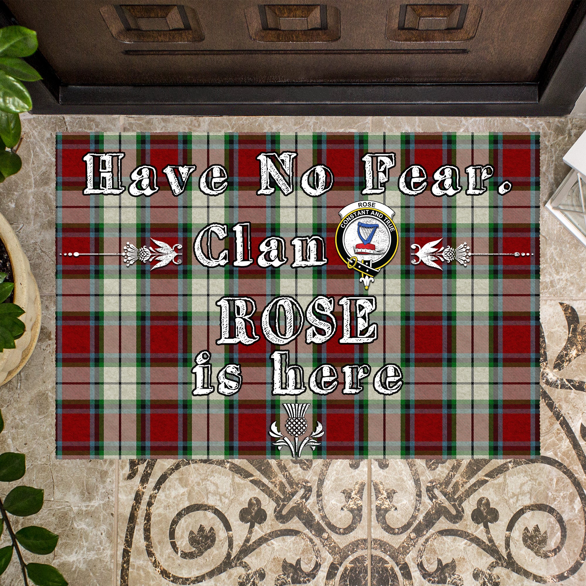 rose-white-dress-clan-tartan-door-mat-family-crest-have-no-fear-tartan-door-mat