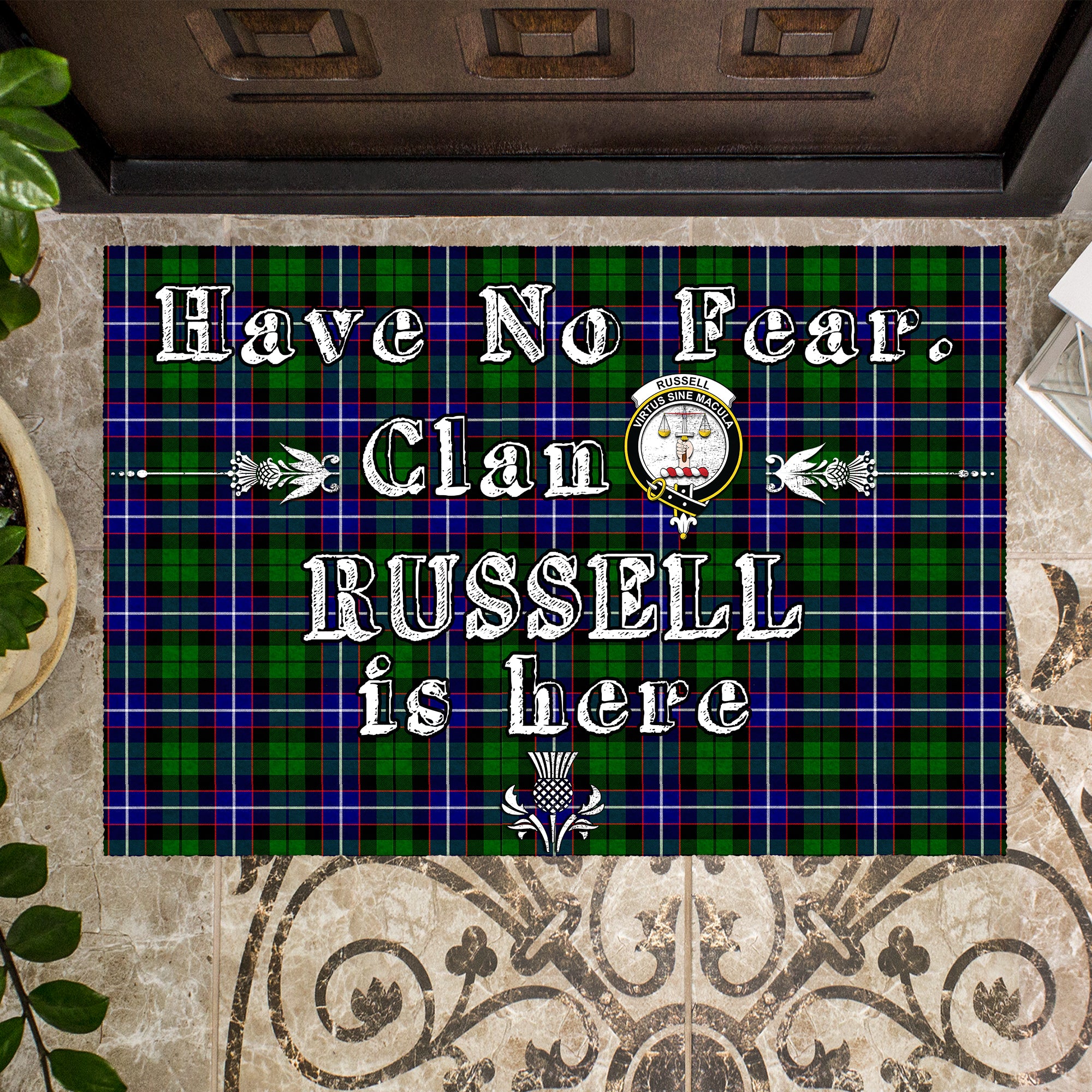 russell-modern-clan-tartan-door-mat-family-crest-have-no-fear-tartan-door-mat