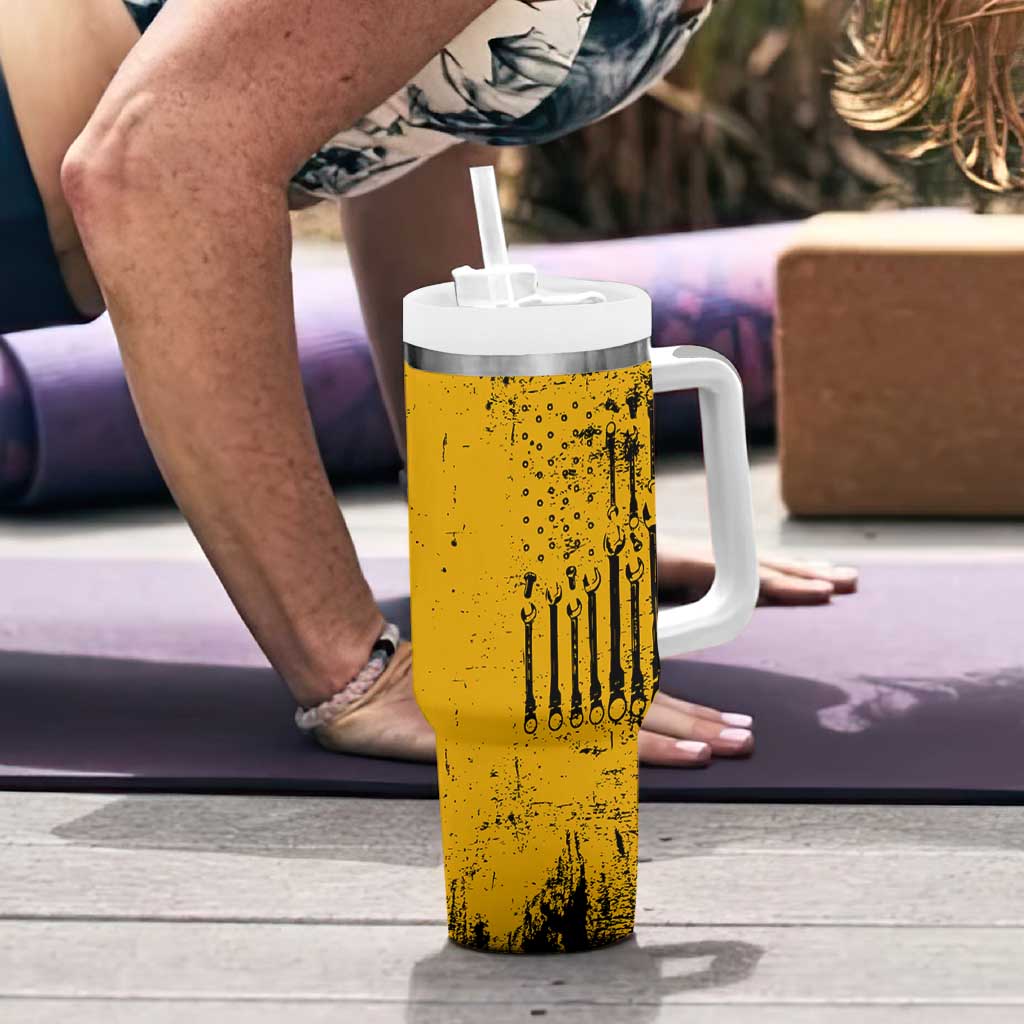 Funny Dad Tumbler With Handle Grandpa Mechanic Handyman Engine Oil Filter Cup
