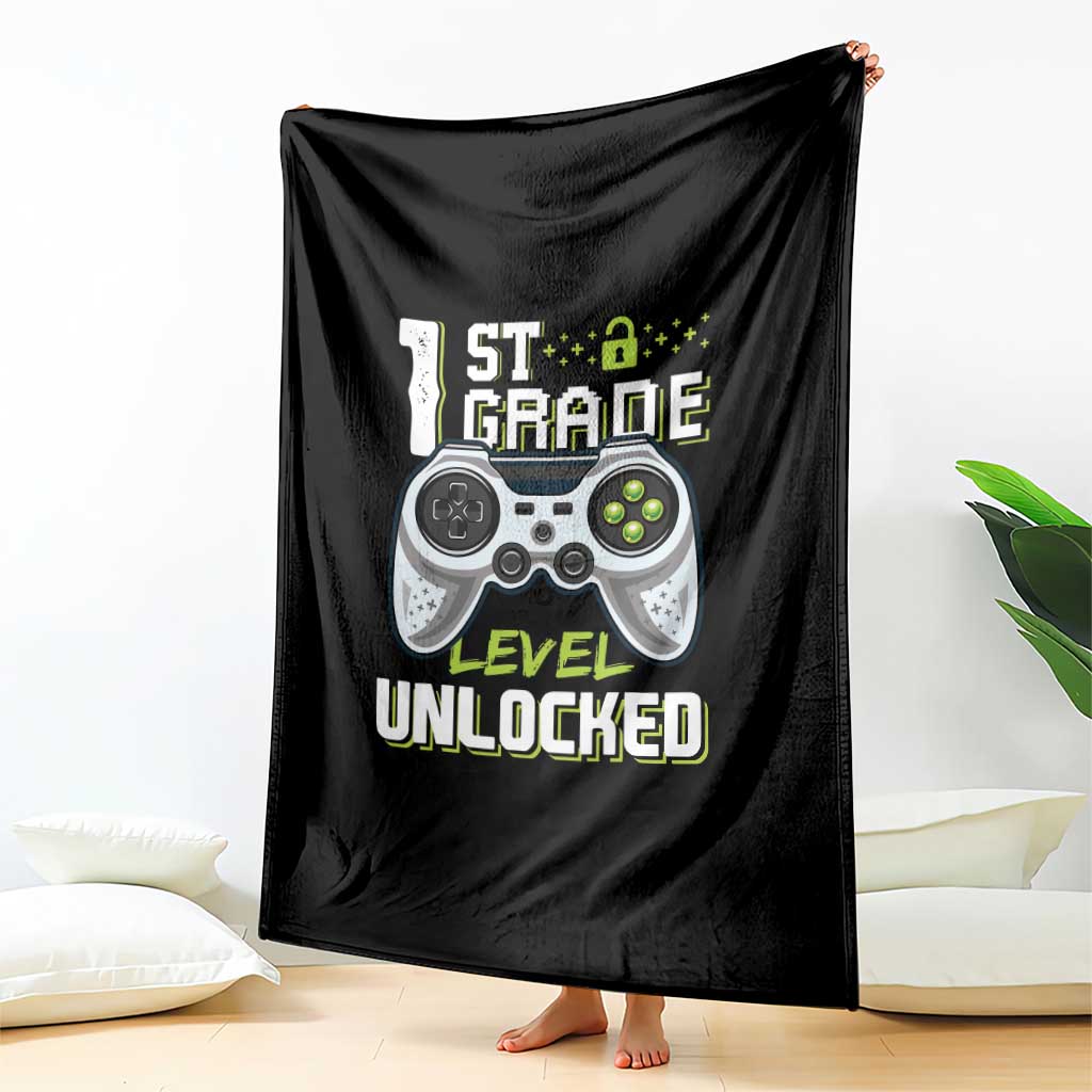 Leveling Up To School Funny Gamer Boys Throw Blanket First Day Back to School Gift