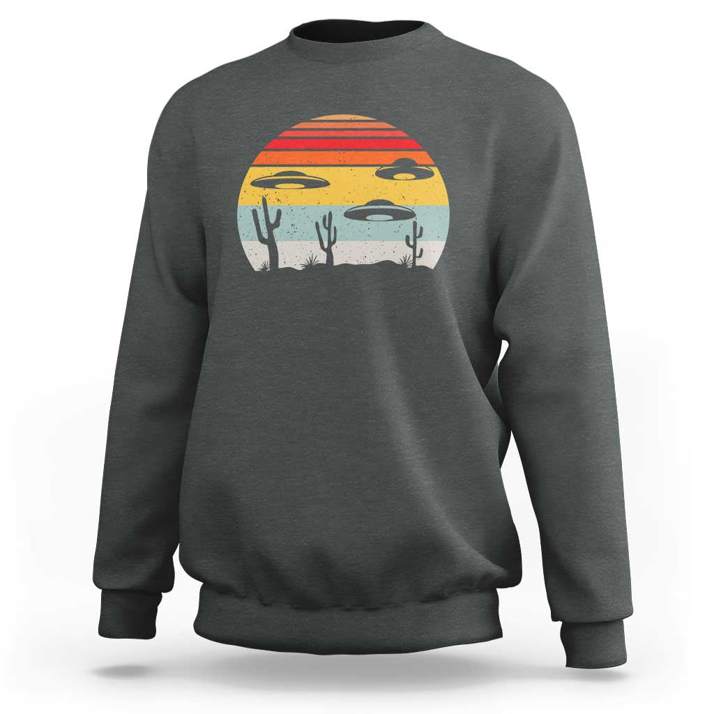 Vintage UFO Lover Alien Desert Retro Sweatshirt - Wonder Print Shop