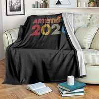 2026 Lunar Mission Retro Sunset Throw Blanket Vintage Space Exploration Astronomy Enthusiasts Sci-Fi Lovers