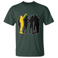 Viral Basketball Pointing Huddle T Shirt Funny Women Sports Culture Meme Yellow Silhouette Graphic
