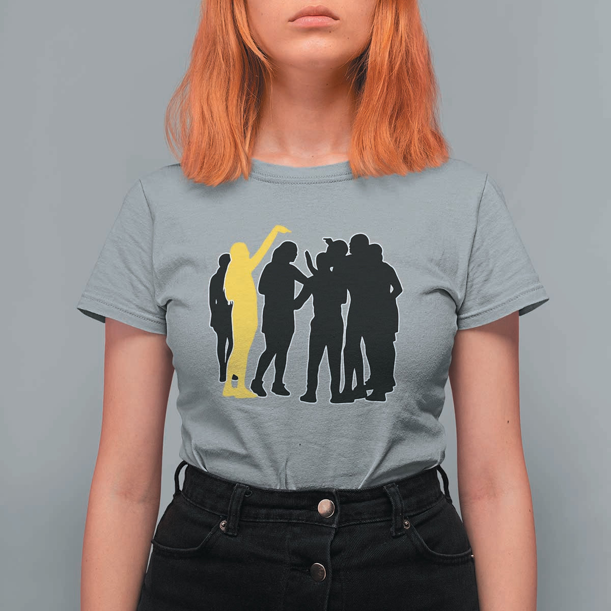 Viral Basketball Pointing Huddle T Shirt For Women Funny Women Sports Culture Meme Yellow Silhouette Graphic