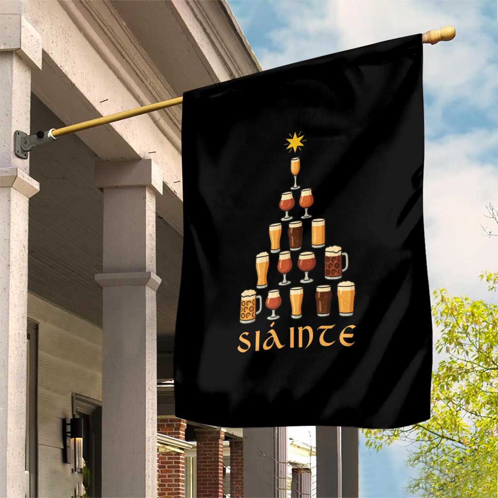 Sláinte Christmas Tree Pint Glass Garden Flag Ale Glass Beer Drinking Lover Holiday Party - Wonder Print Shop
