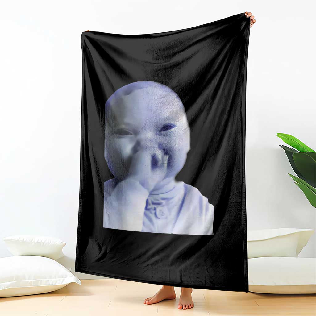 Funny Tuff Baby Giggling Meme Throw Blanket Viral AI Niche Baby Holding Laugh Face - Wonder Print Shop