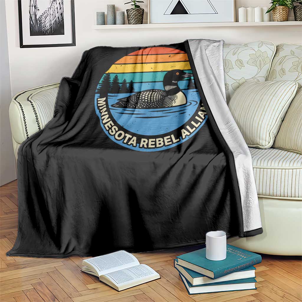 Minnesota Rebel Alliance Vintage Retro Sunset Loon Throw Blanket