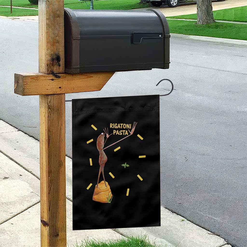 Funny Rigatoni Pasta Marcus The Worm Garden Flag Dramatic Pasta Lover Foodie Meme - Wonder Print Shop