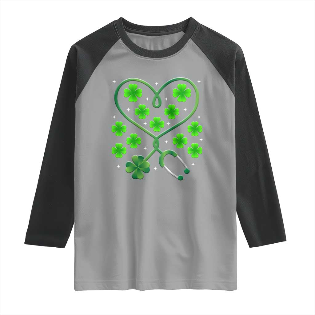 Funny Nurse St Patricks Day Raglan Shirt Nursing Stethoscope Green Clover Shamrock
