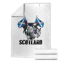 Roaring Scottish Lion Crest Throw Blanket Thistle Scotland Flag Emblem for Brave Highlanders - Wonder Print Shop