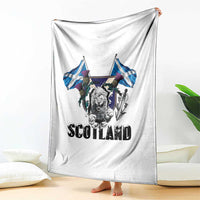 Roaring Scottish Lion Crest Throw Blanket Thistle Scotland Flag Emblem for Brave Highlanders - Wonder Print Shop