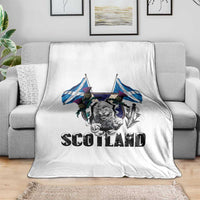 Roaring Scottish Lion Crest Throw Blanket Thistle Scotland Flag Emblem for Brave Highlanders - Wonder Print Shop