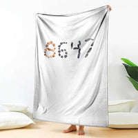 86 47 Seashell Graphic Subtle Summer Coastal Throw Blanket Viral 2026 Beach Walk Political Satire