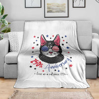 Free As A Cat Since 1776 Funny Patriotic Throw Blanket Cool American Flag Sunglasses Cat 250th Anniversary Semiquincentennial