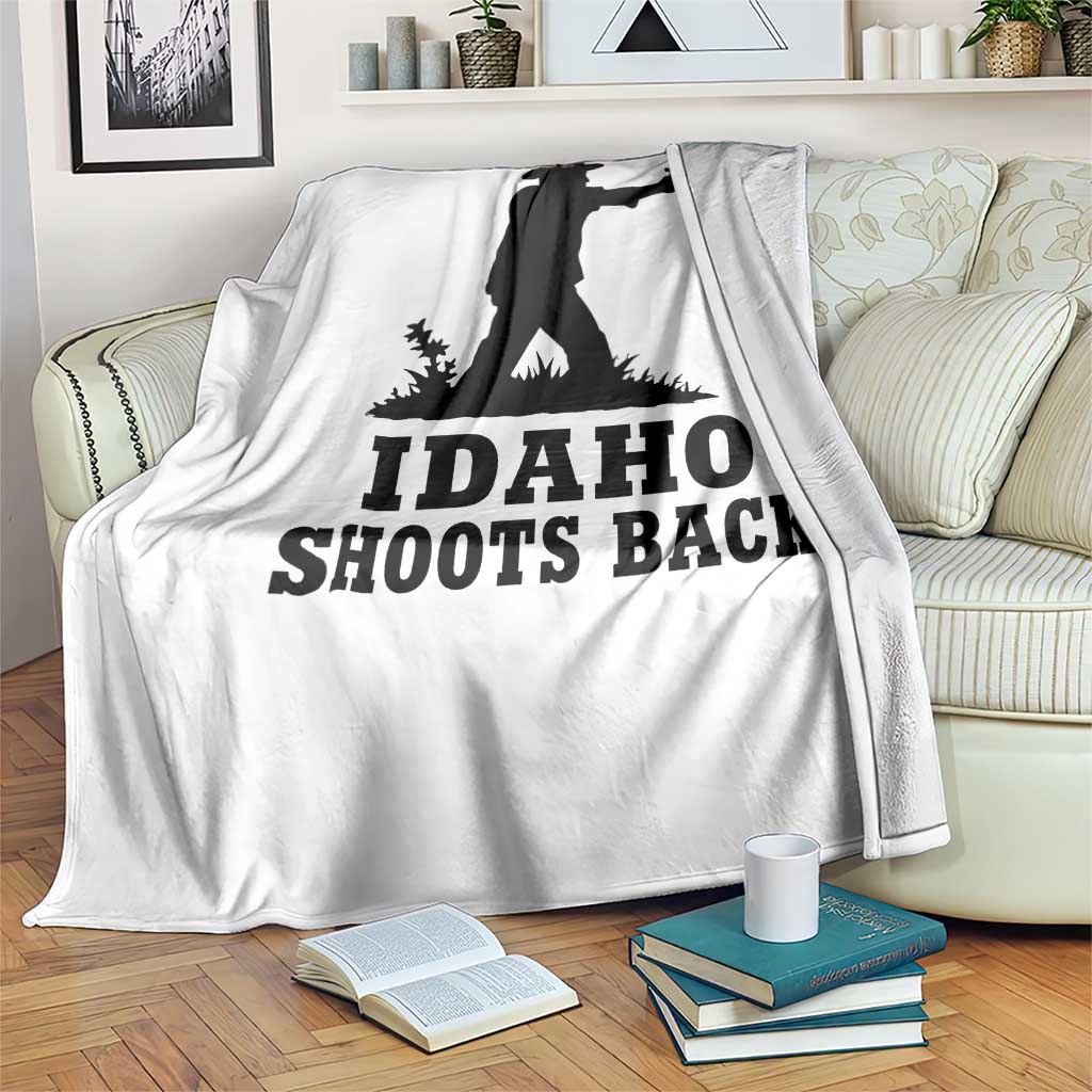 Idaho Shoots Back Minimalist Gunslinger Silhouette State Pride Graphic Throw Blanket