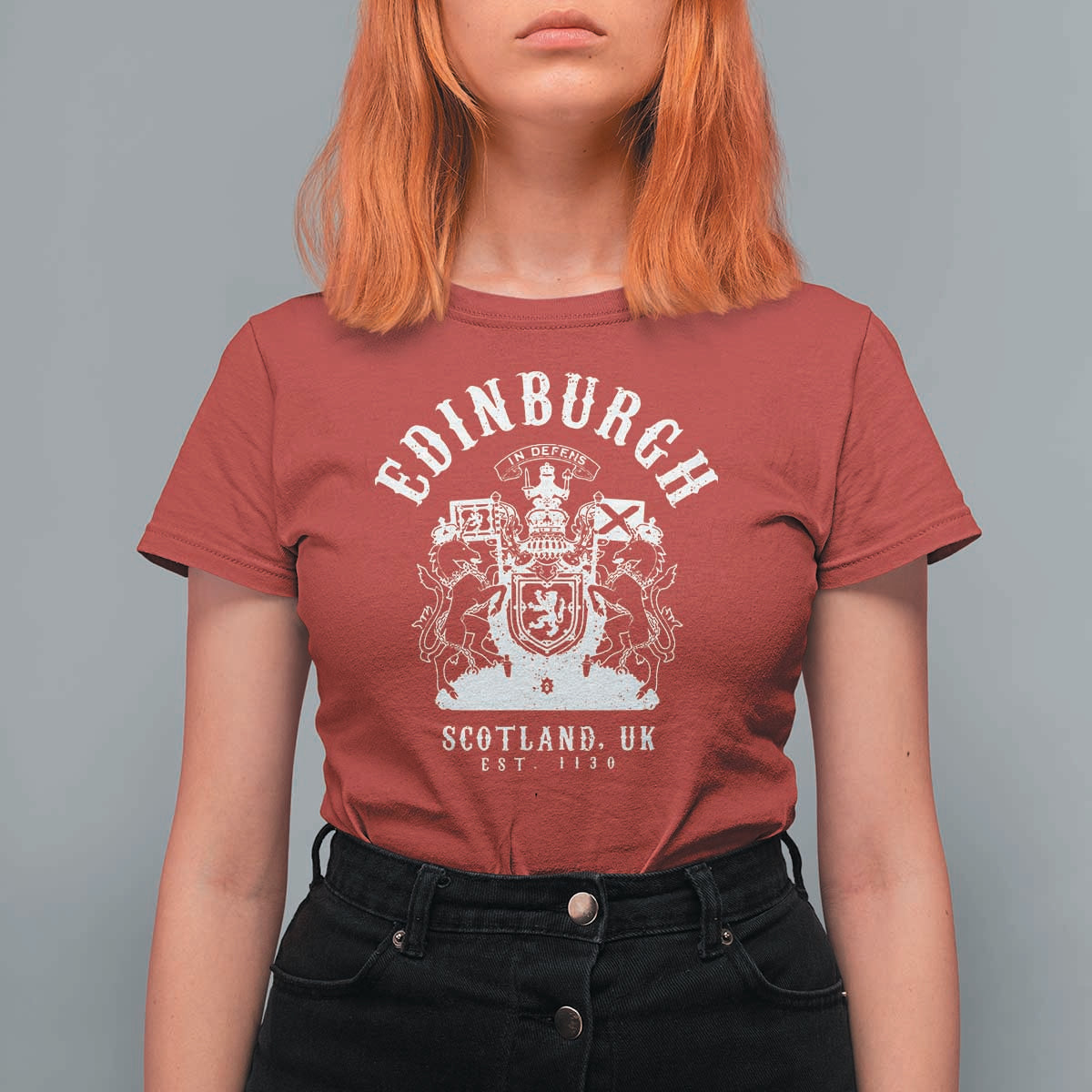 Edinburgh Scotland UK Est 1130 T Shirt For Women Royal Coat of Arms In Defens Historic Crest Graphic