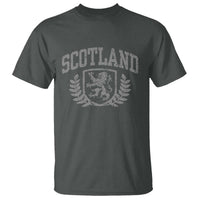 Scotland Lion Rampant Distressed Crest T Shirt Scottish Heritage Monochrome Laurel Wreath Vintage Graphic