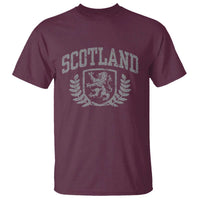 Scotland Lion Rampant Distressed Crest T Shirt Scottish Heritage Monochrome Laurel Wreath Vintage Graphic