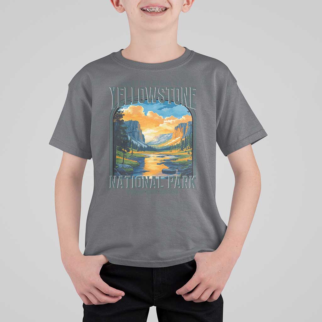 Yellowstone National Park T Shirt For Kid Worlds First NP Retro Vintage Graphic