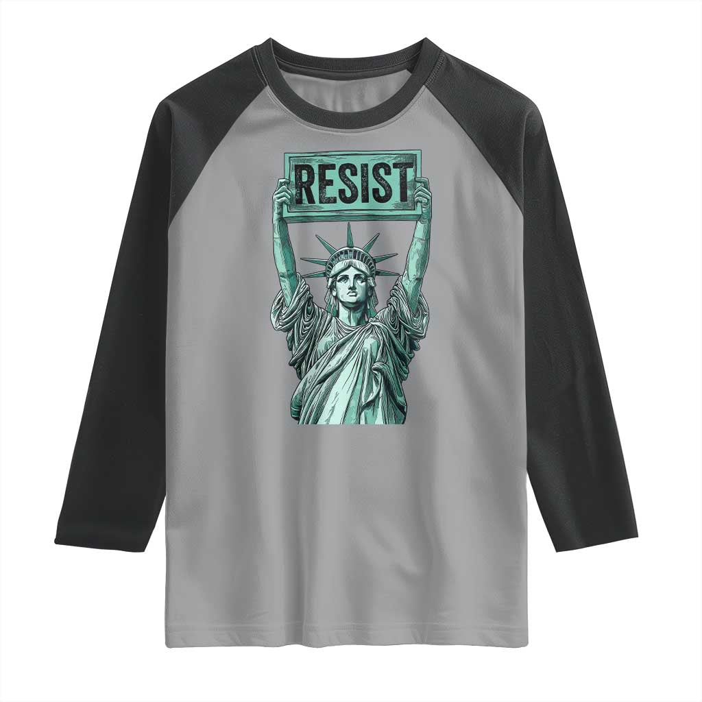 Statue of Liberty Resist Raglan Shirt Retro