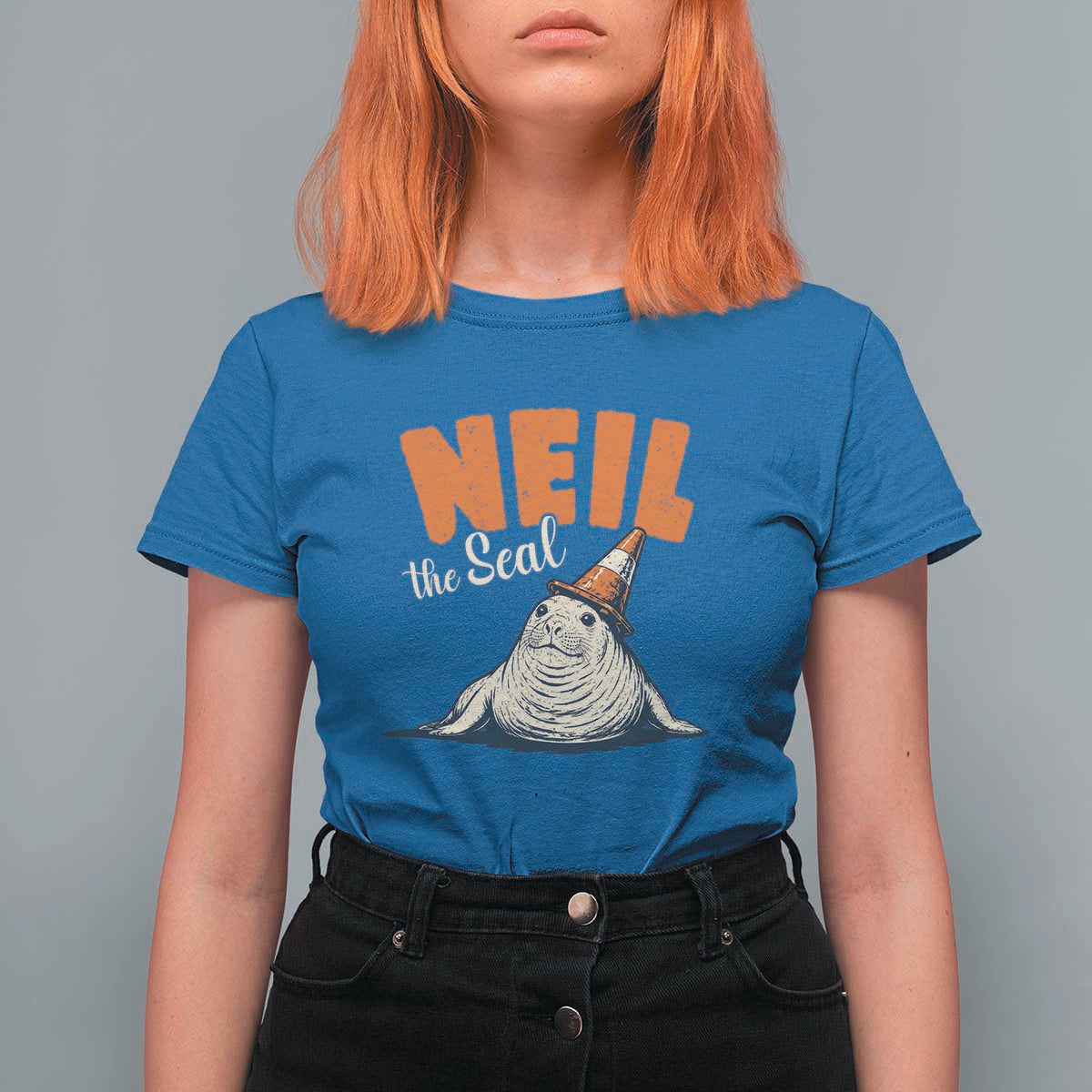 Vintage Neil the Seal Wearing Traffic Cone Hat Meme T Shirt For Women Cute Retro Viral Chaotic Southern Elephant Seal