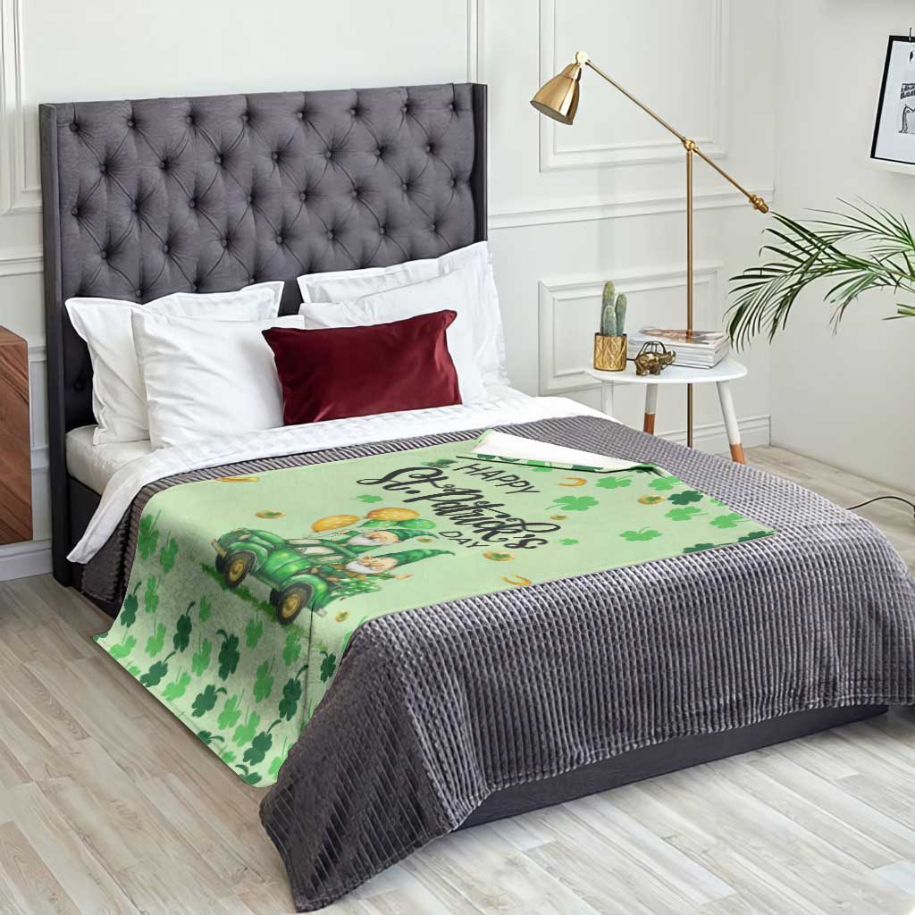 Happy St Patrick's Day Gnomes Welcome Throw Blanket Lucky Shamrock Gnomies Patio Decor
