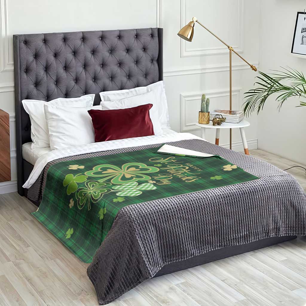 Green Buffalo Plaid Shamrock Throw Blanket Happy St. Patrick's Day Irish Home Yard Decoration