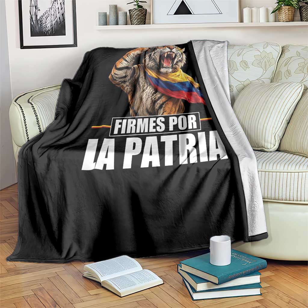 Firmes Por La Patria Colombian Pride Throw Blanket Roaring Saluting Tiger Patriotic Colombia Heritage Flag