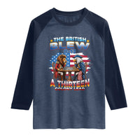 The British Blew A Thirteen Colony Lead 0-13 Lion vs Eagle Raglan Shirt Chess Match Patriotic 4th of July Funny History Graphic