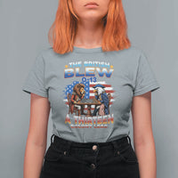 The British Blew A Thirteen Colony Lead 0-13 Lion vs Eagle T Shirt For Women Chess Match Patriotic 4th of July Funny History Graphic
