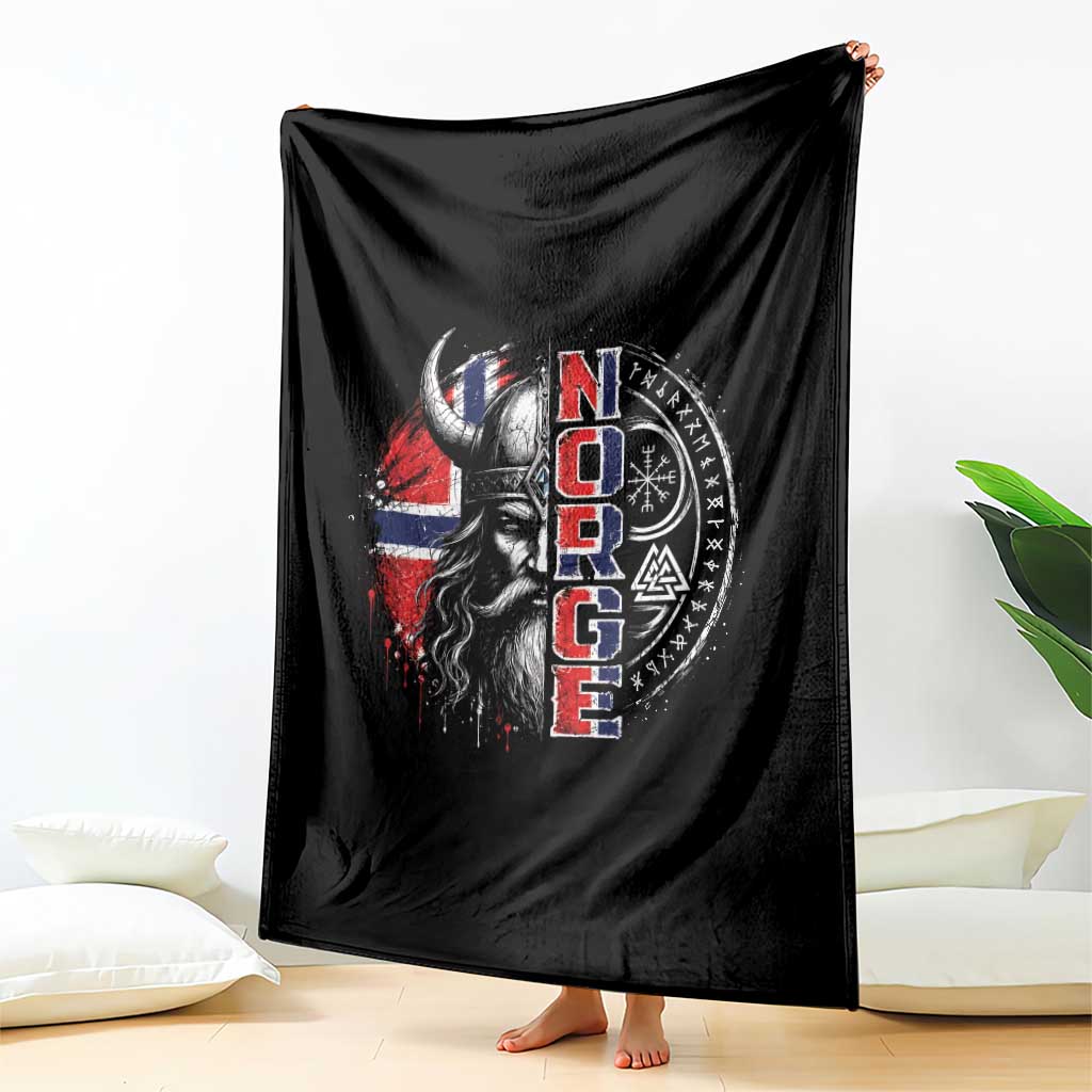 Fierce Norge Viking Warrior with Horned Helmet Graphic Throw Blanket Norway Pride Distressed Norwegian Flag and Runes