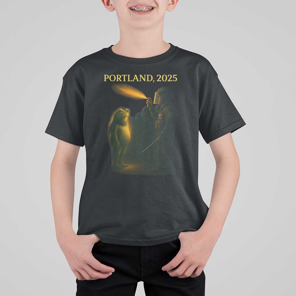 Resist Frog Political Poste T Shirt For Kid Free Portland Vintage Protest Graphic - Wonder Print Shop