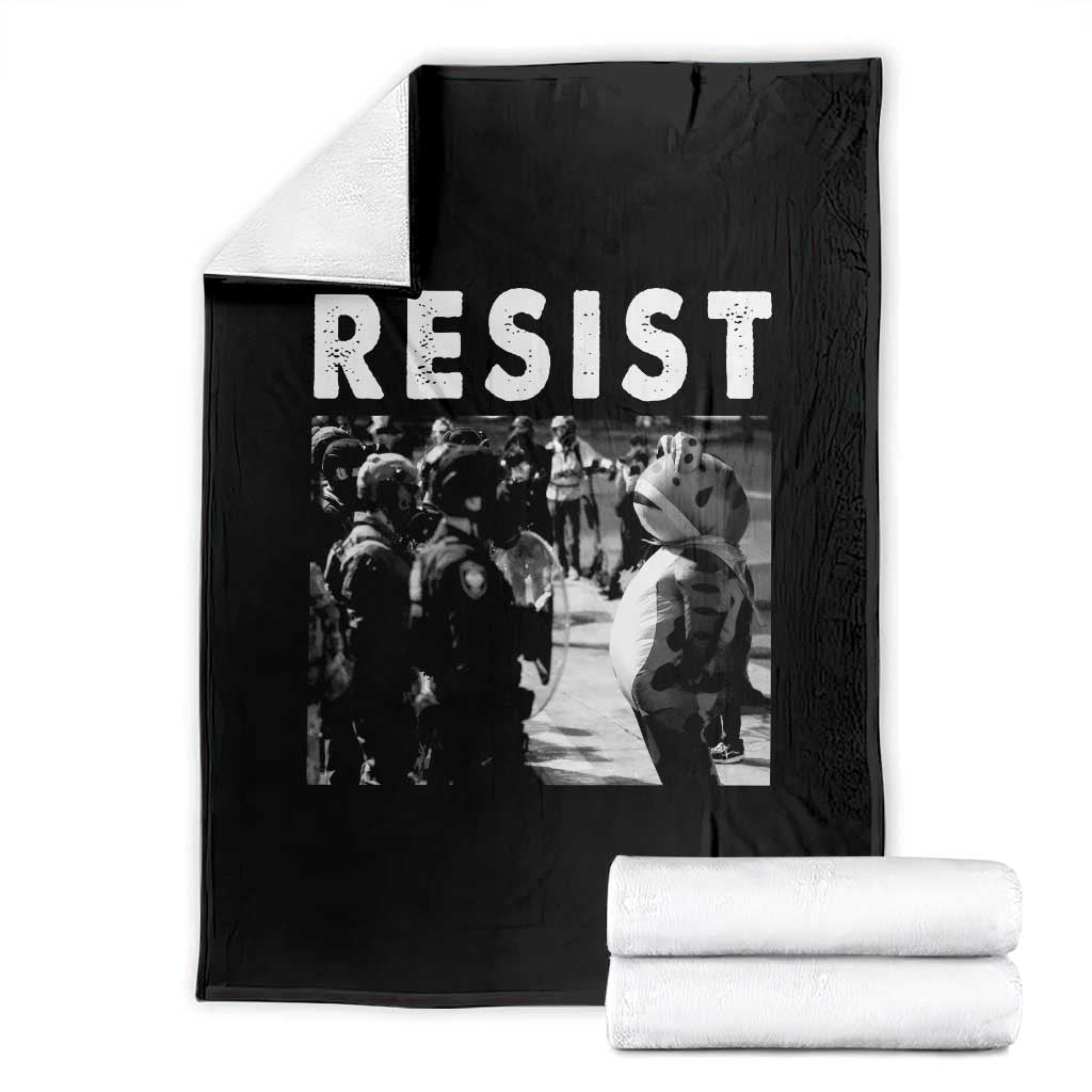 Portland Resist Frog Throw Blanket Oregon Iconic Frogs Photo Protest Moment - Wonder Print Shop