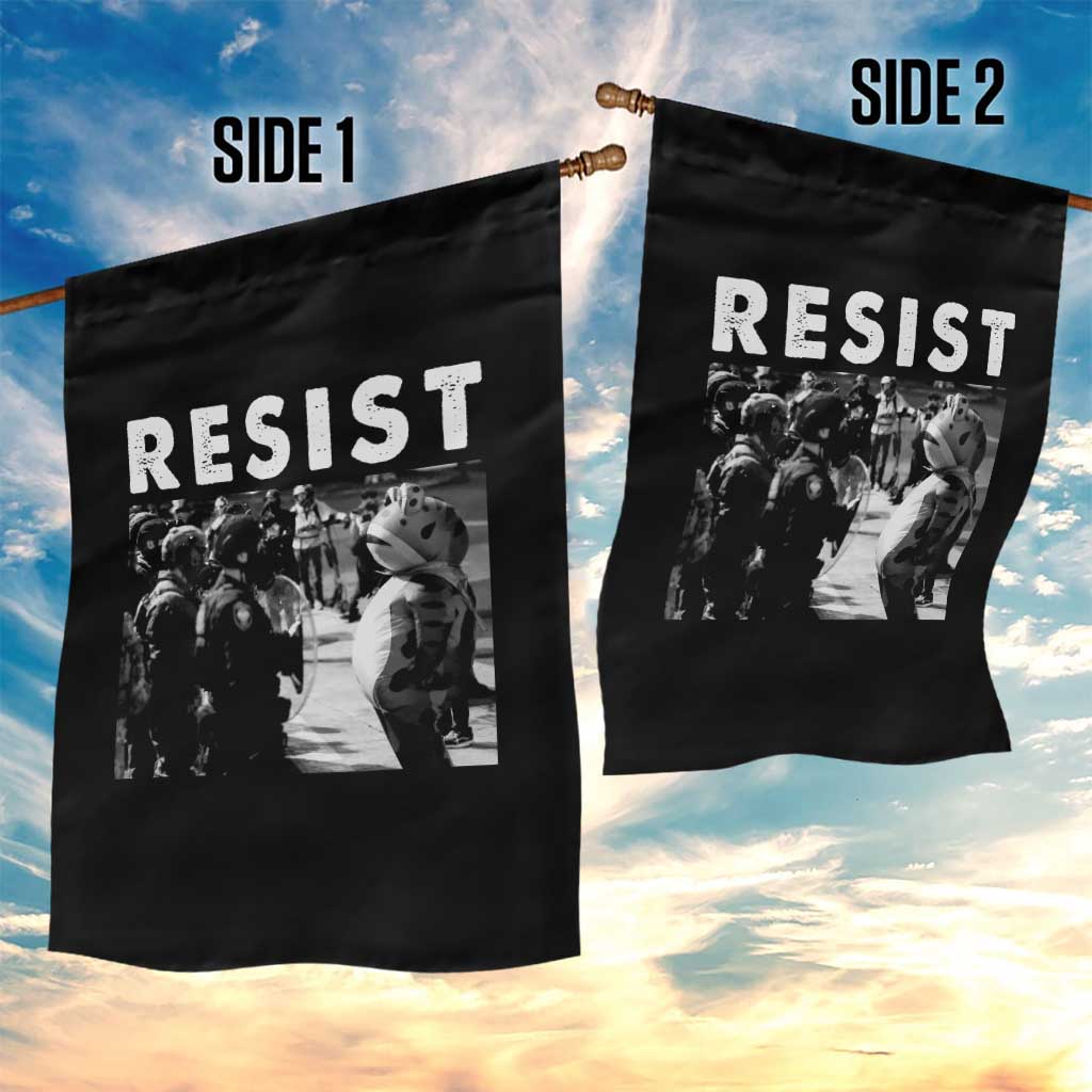 Portland Resist Frog Garden Flag Oregon Iconic Frogs Photo Protest Moment - Wonder Print Shop