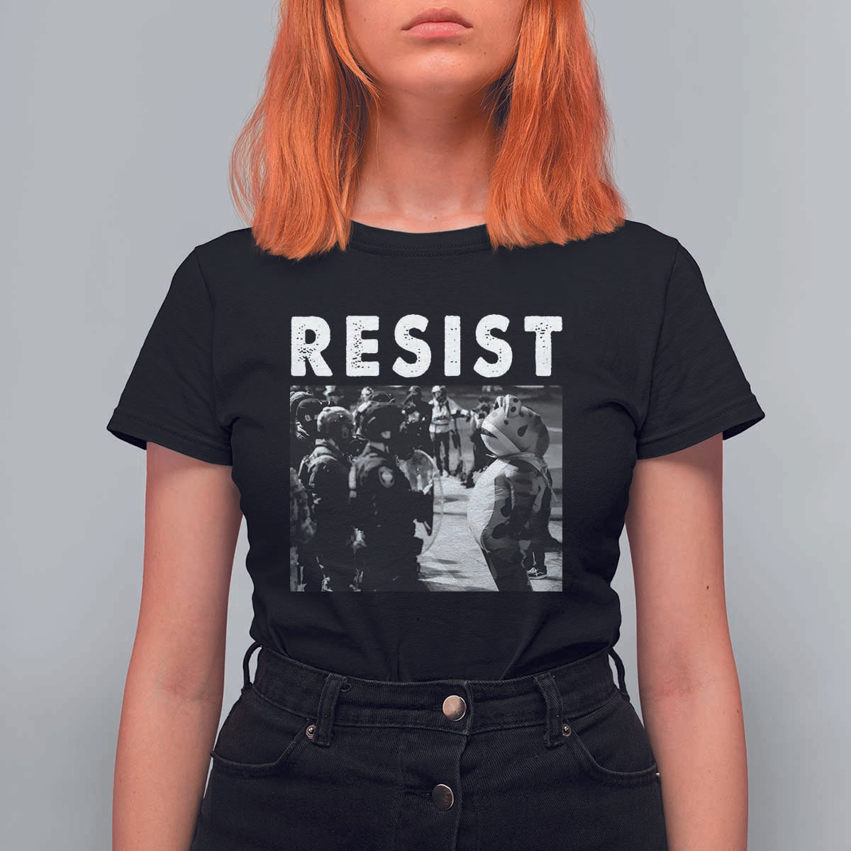 Portland Resist Frog T Shirt For Women Oregon Iconic Frogs Photo Protest Moment - Wonder Print Shop