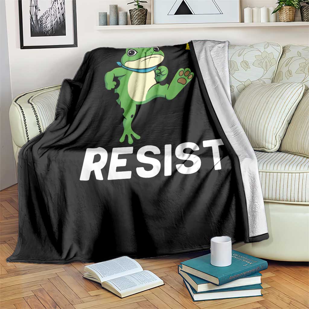 Resist Frog Kicking Crown Throw Blanket Funny No Kings In America Free Portland - Wonder Print Shop