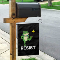 Resist Frog Kicking Crown Garden Flag Funny No Kings In America Free Portland - Wonder Print Shop